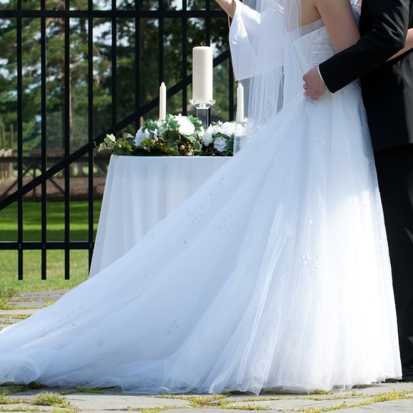 MORI LEE Wedding Dress - Picture 5 of 9